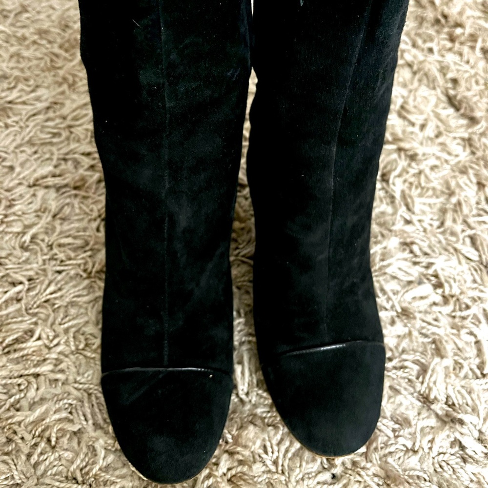 Mid Calf Suede Boots with Patent Heels.